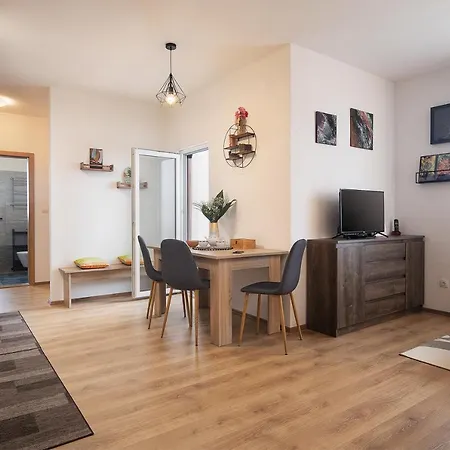 Little Gallery **** Rovinj
